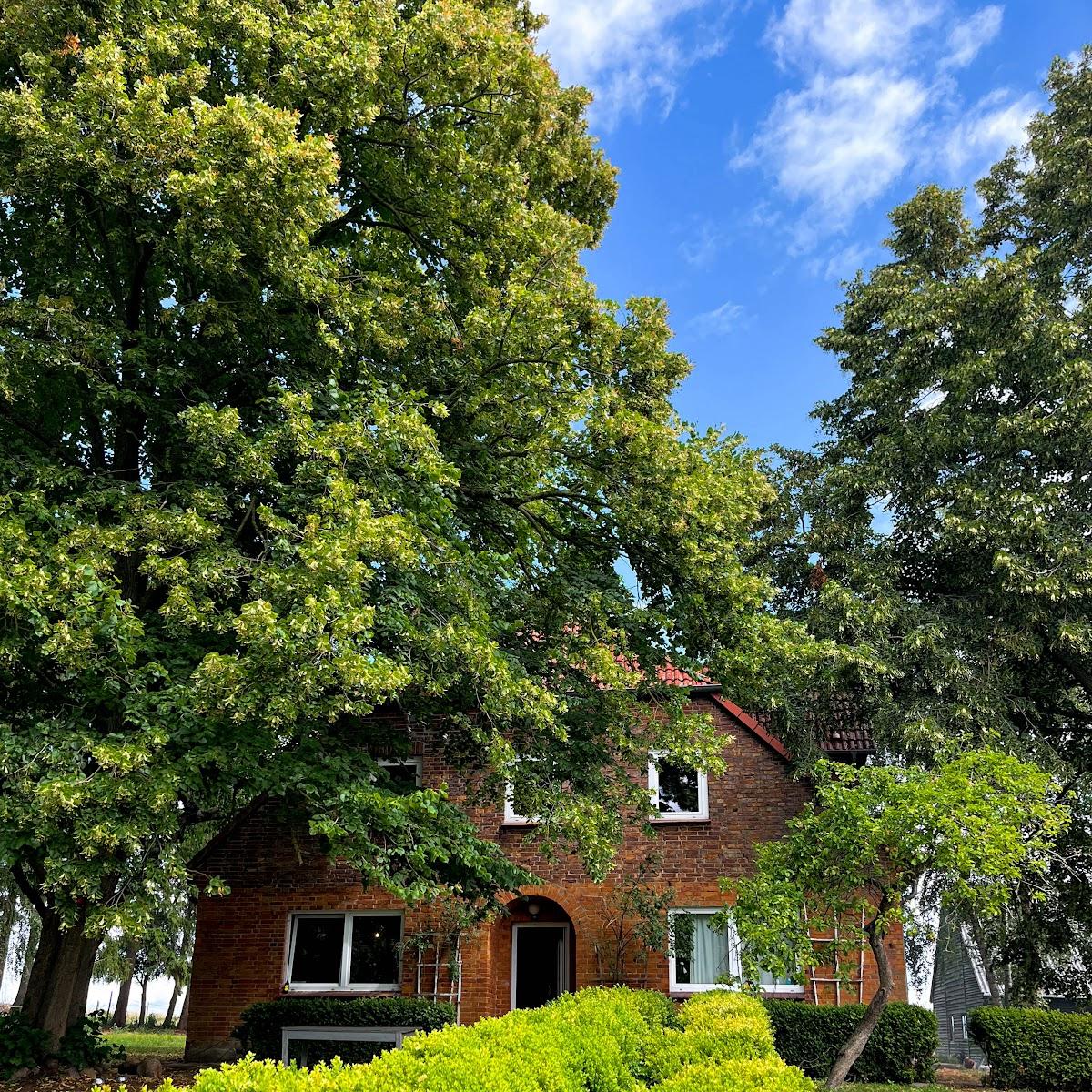 Restaurant "Cavalan Ranch" in Wardow