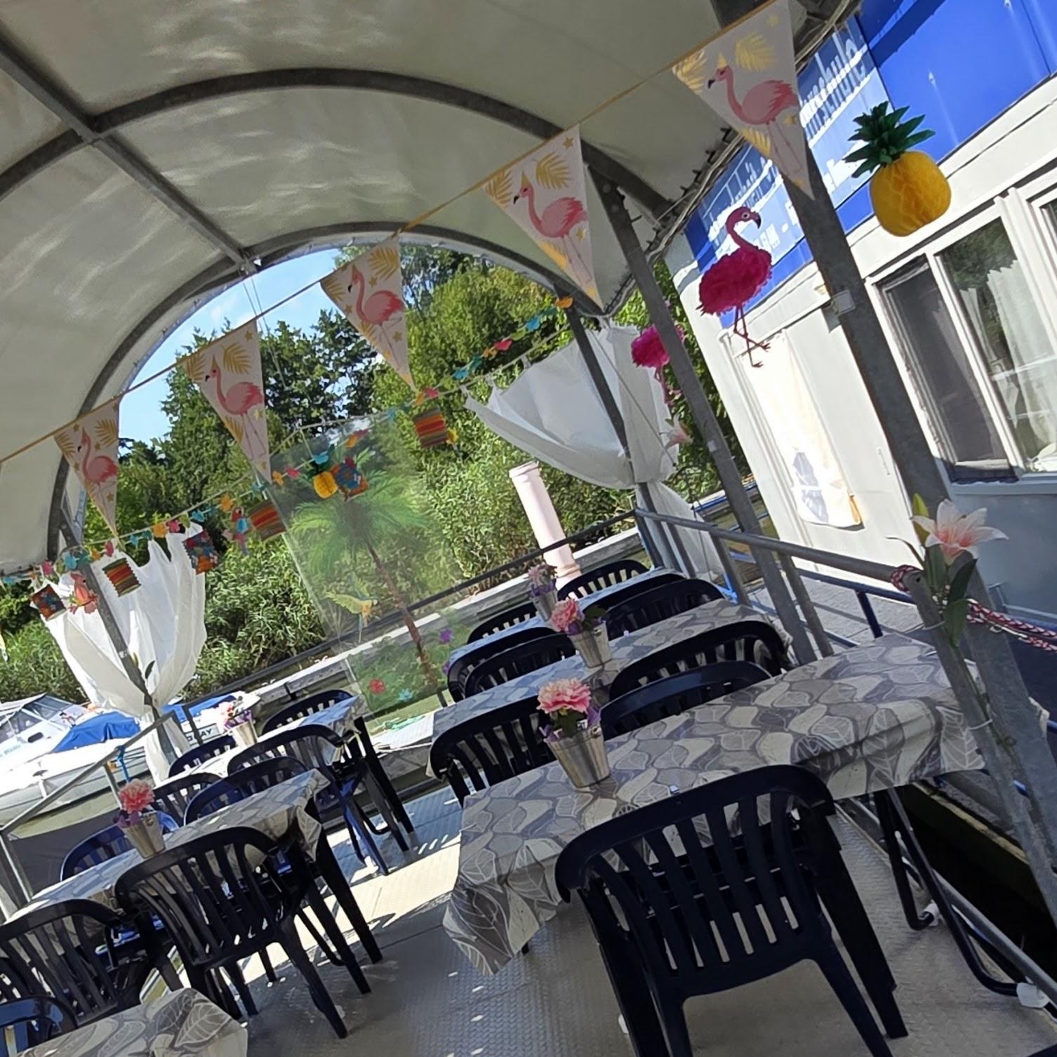 Restaurant "Mena