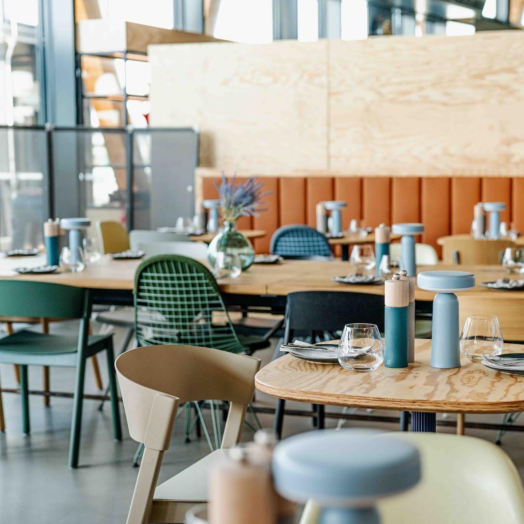 Restaurant "LOOKOUT" in Hallbergmoos