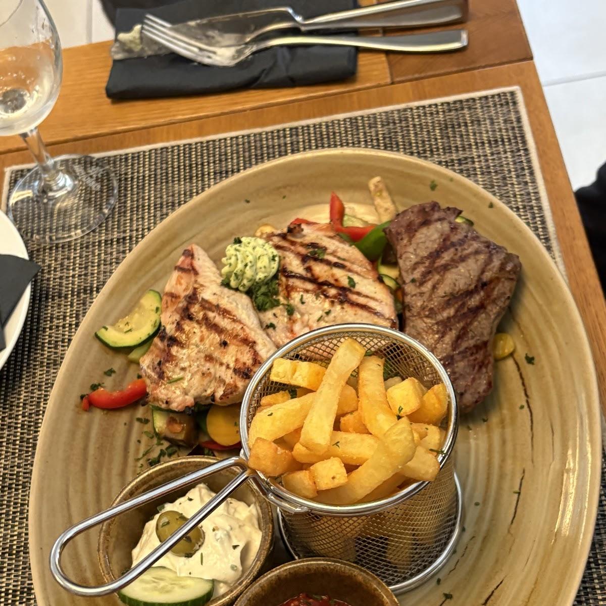 Restaurant "Restaurant und Café Golfblick" in Hatten