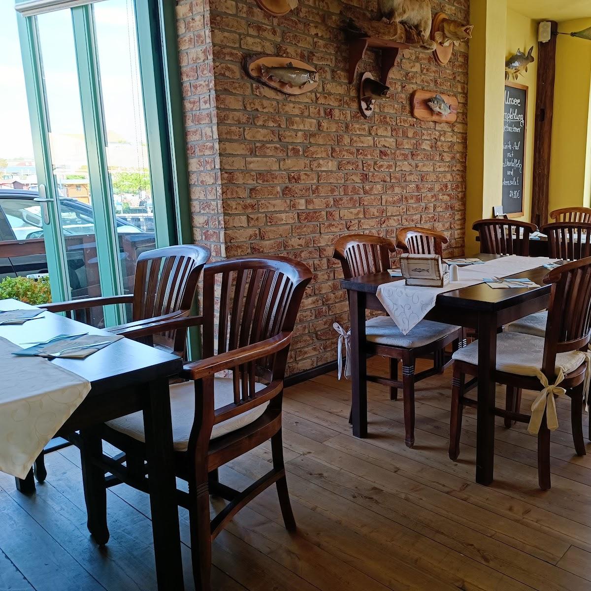 Restaurant "Dat Fischhus" in Malchow