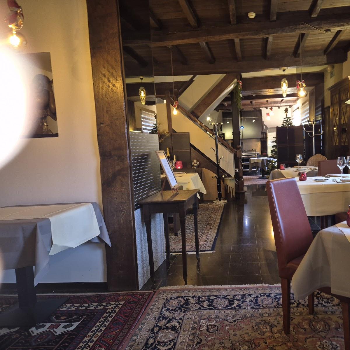 Restaurant "Chats qui Rient" in Huy