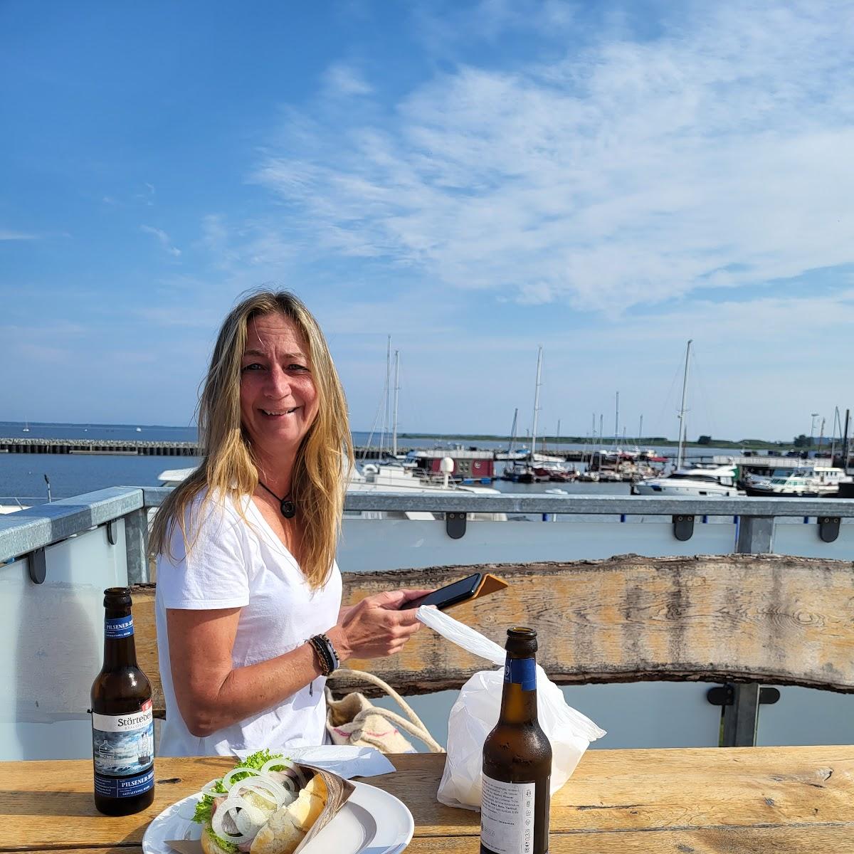 Restaurant "Fischladen mit Imbiss Fischer André" in Barth