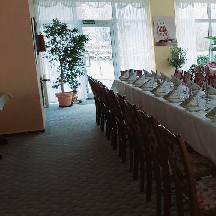 Restaurant "Gasthaus Am See" in Fünfseen