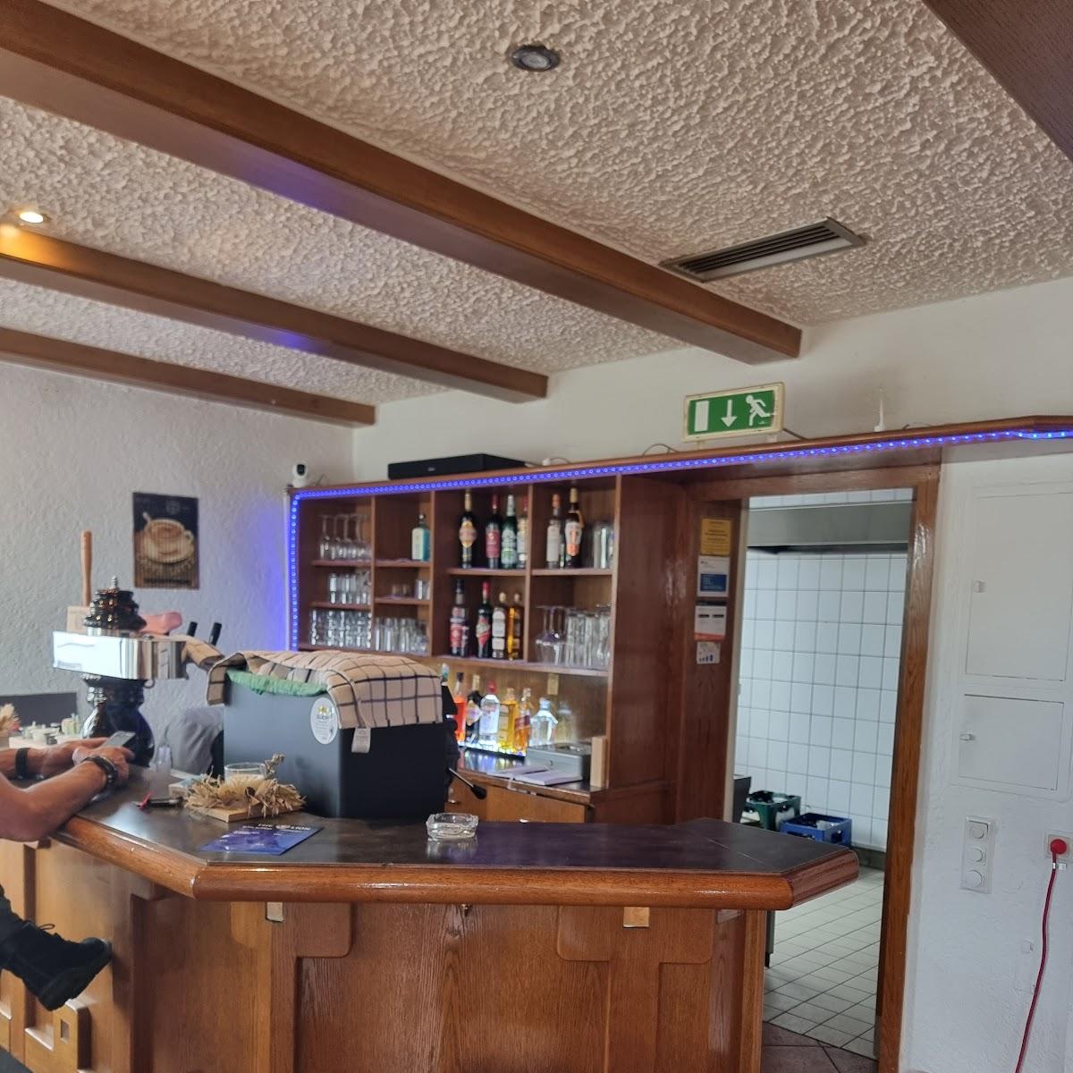 Restaurant "The Lion Café (Fässel)" in Neuhofen