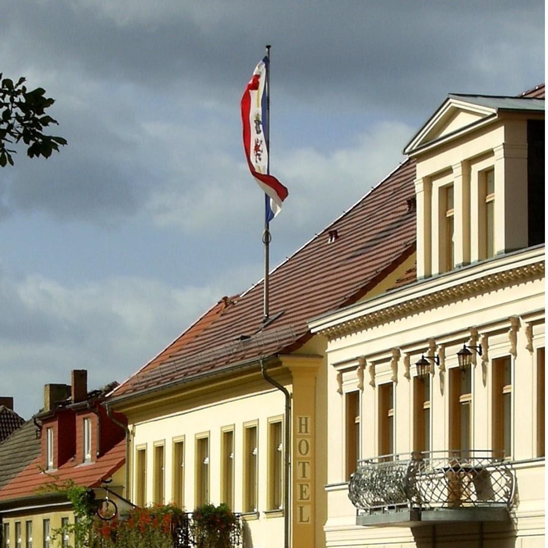 Restaurant "Hotel Garni Schlossgarten" in Neustrelitz