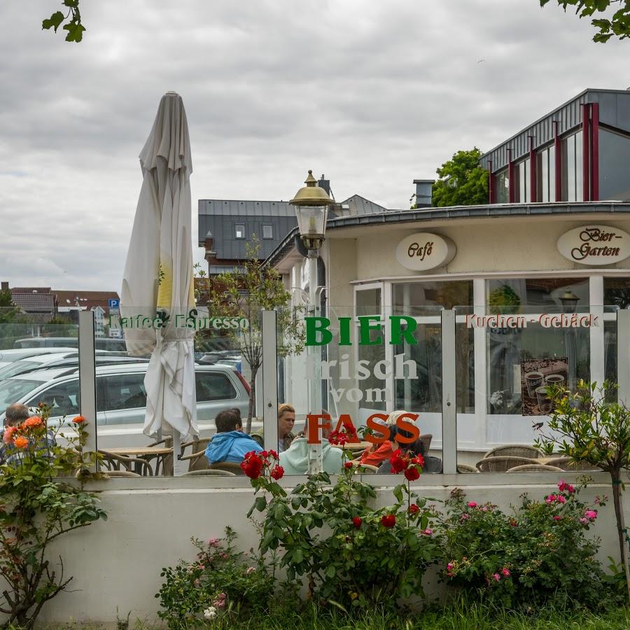 Restaurant "Promenaden Eiscafé  Maria Ortolan" in Laboe