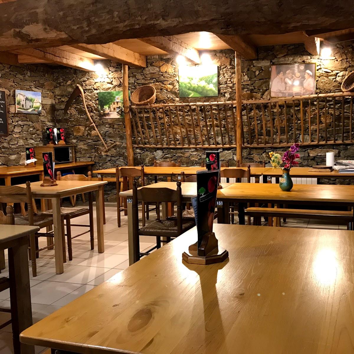 Restaurant "Auberge du Peyral" in Conques-en-Rouergue