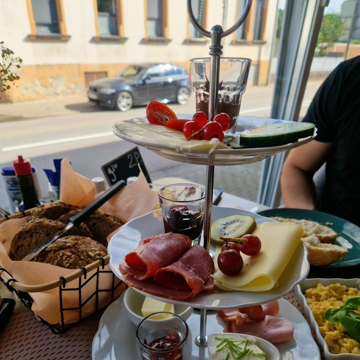 Restaurant "Emi‘s Café" in Blieskastel