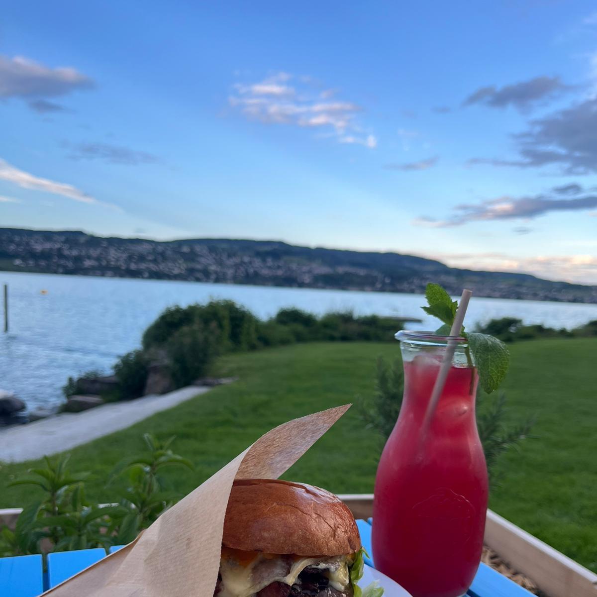 Restaurant "Strandbad" in Oberrieden