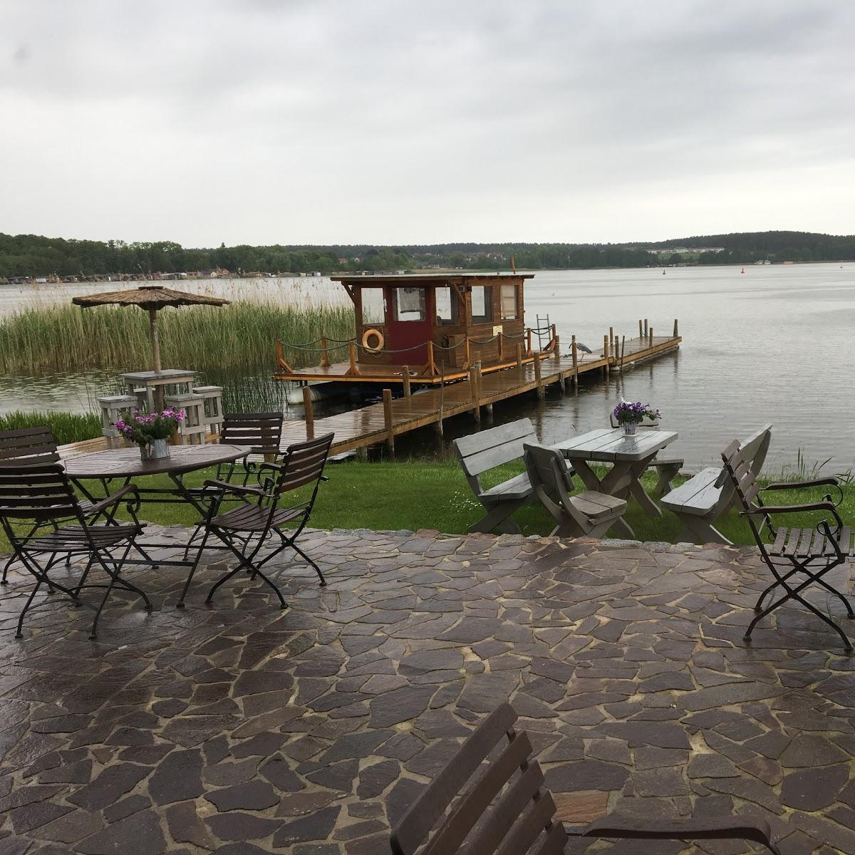 Restaurant "Cafe & Ferienwohnungen am Woblitzsee - Bork & Porath GbR." in Wesenberg