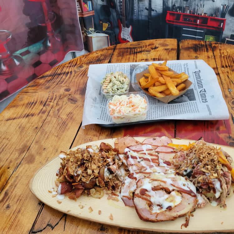 Restaurant "BBQ-Hotspot „Dr. Meat“" in Illingen