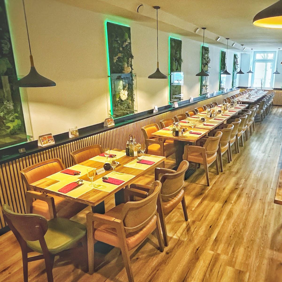 Restaurant "Akins Restaurant" in Neuwied