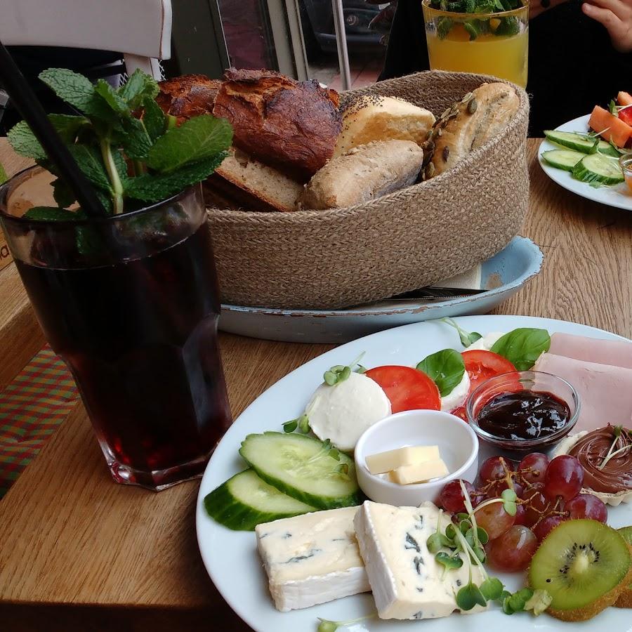 Restaurant "Glauburg Café" in Frankfurt am Main