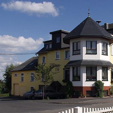 Restaurant "Dreischläger Hof" in Neustadt (Wied)