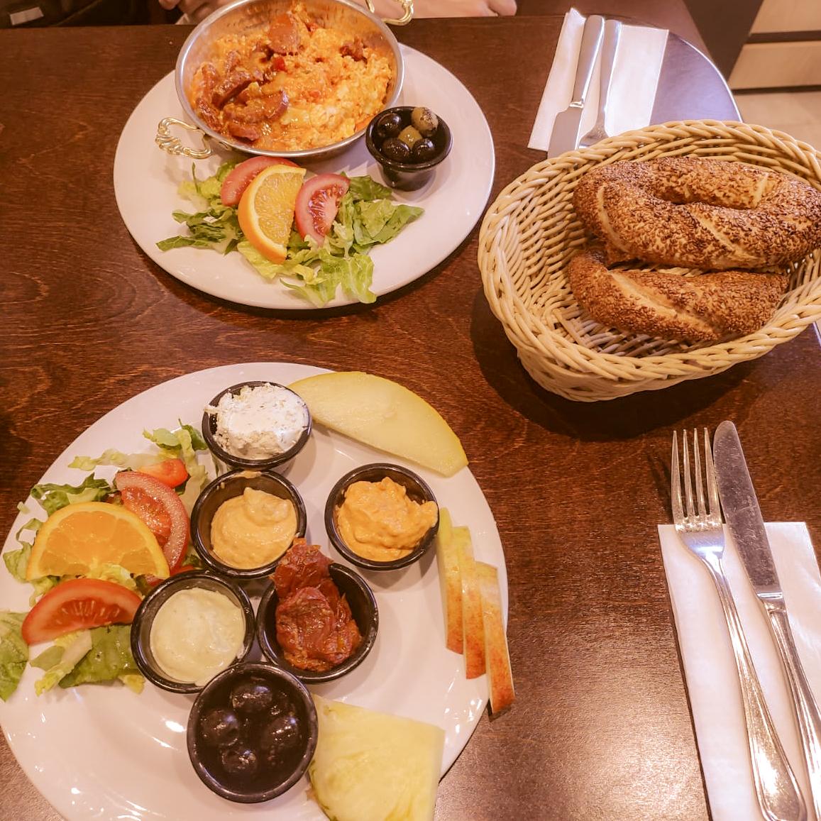 Restaurant "Simit Dünyasi" in Berlin