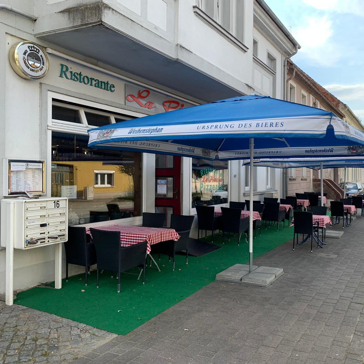 Restaurant "Ristorante -Pizzeria La Piazza" in  (Dosse)