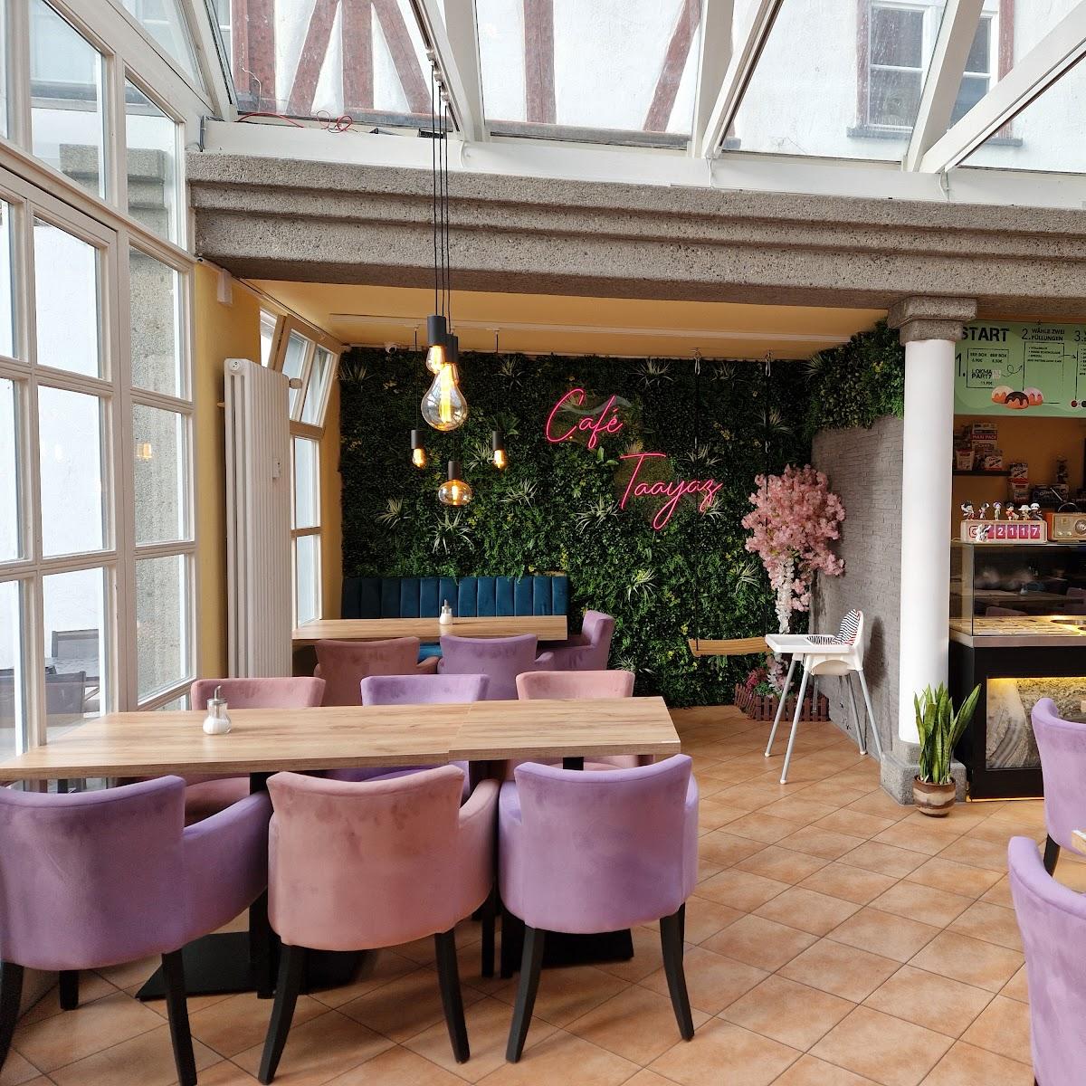 Restaurant "Café Taayaz" in Biberach an der Riß