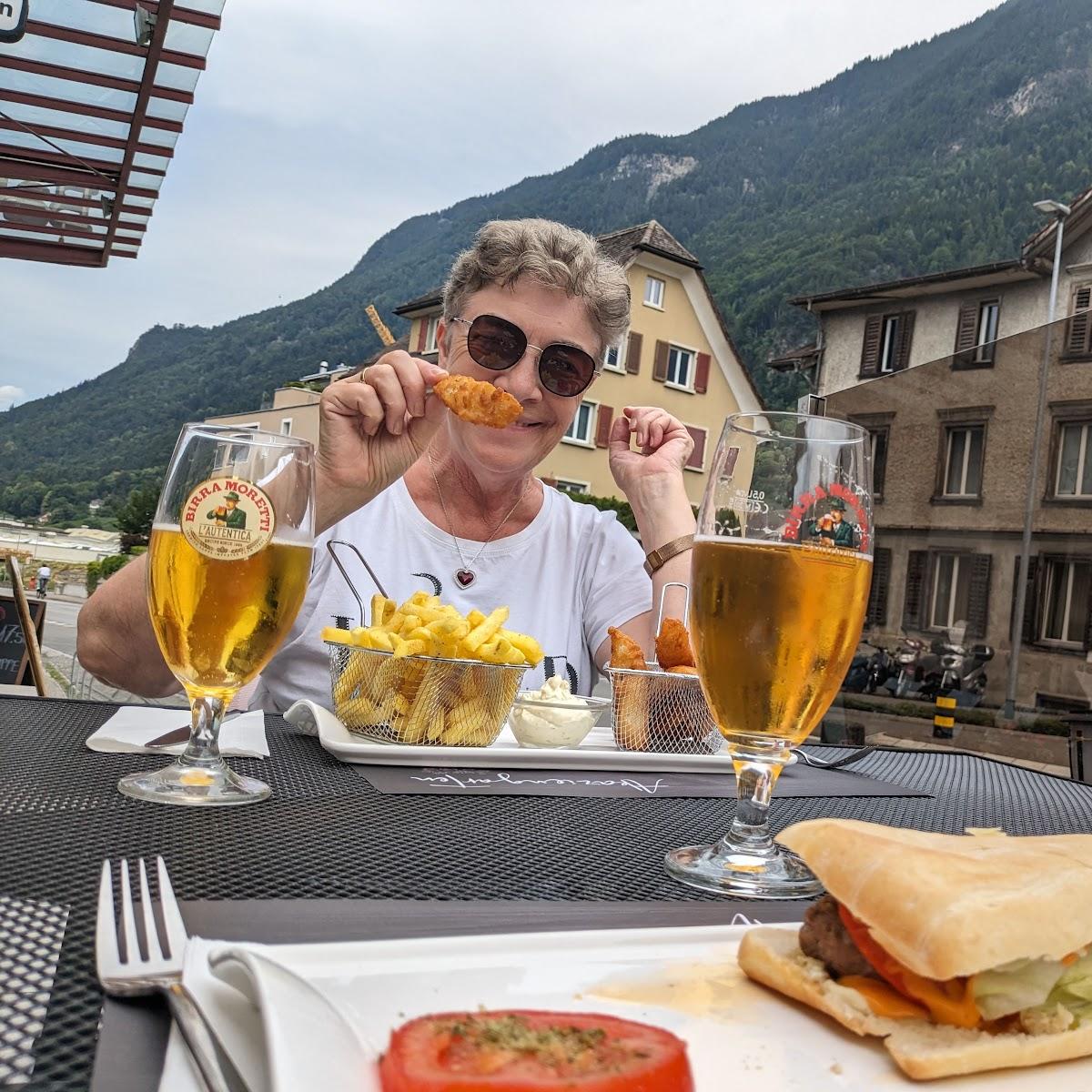 Restaurant "Cafe Restaurant Akaziengarten" in Altdorf