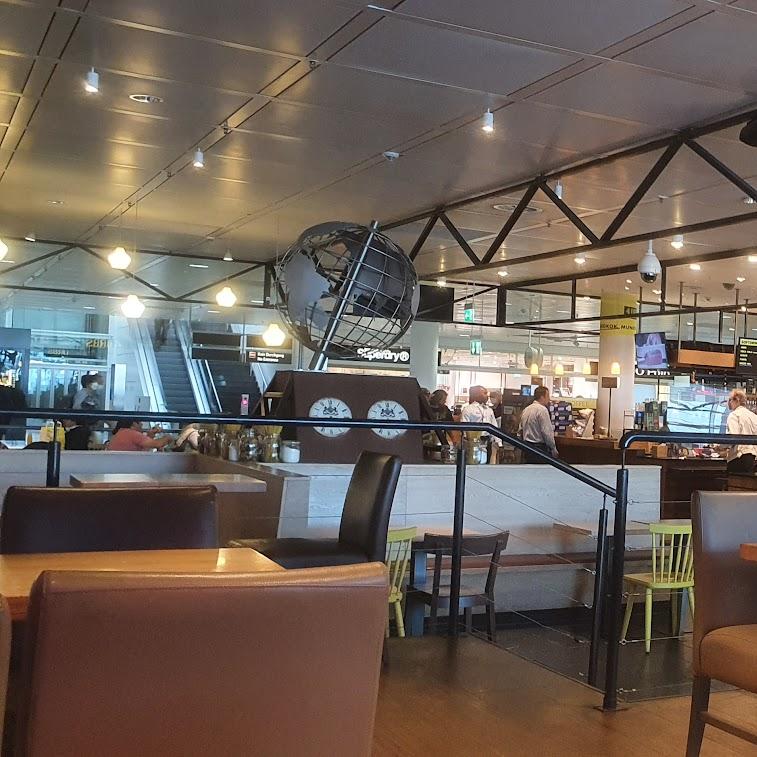 Restaurant "4 FOOD Street Kitchen" in München-Flughafen
