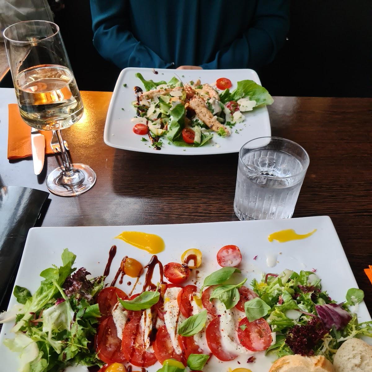 Restaurant "Metropol Bar & Restaurant" in Sonneberg