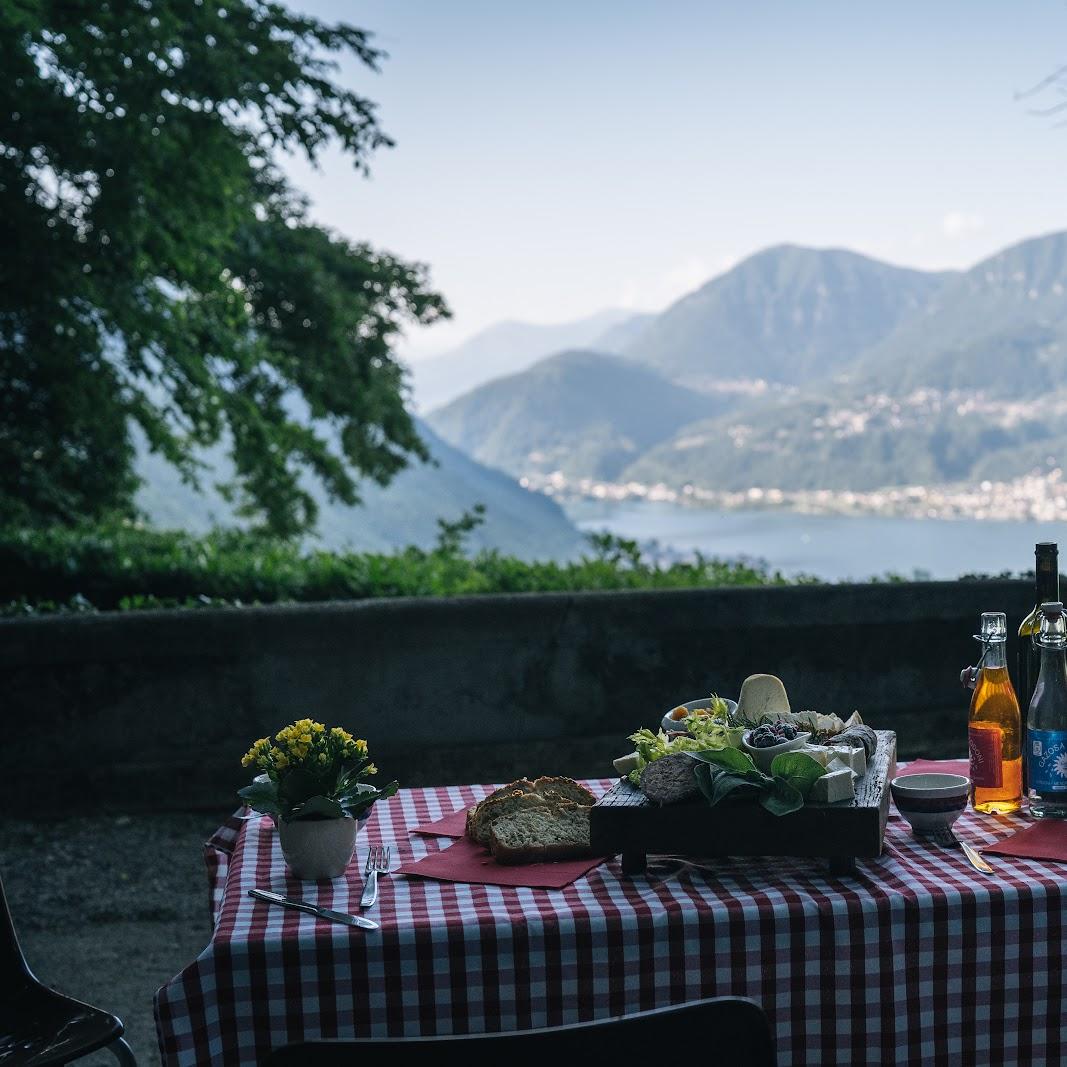 Restaurant "Grotto Grassi Tremona" in Mendrisio