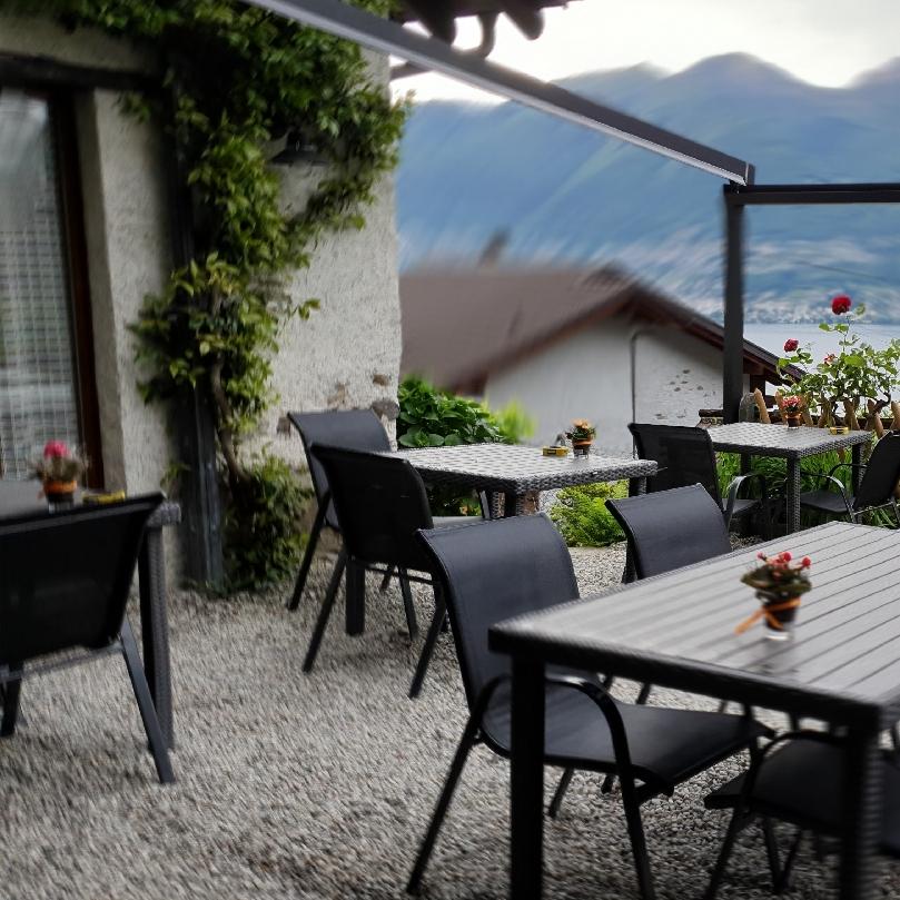 Restaurant "Grotto la Baita" in Gambarogno