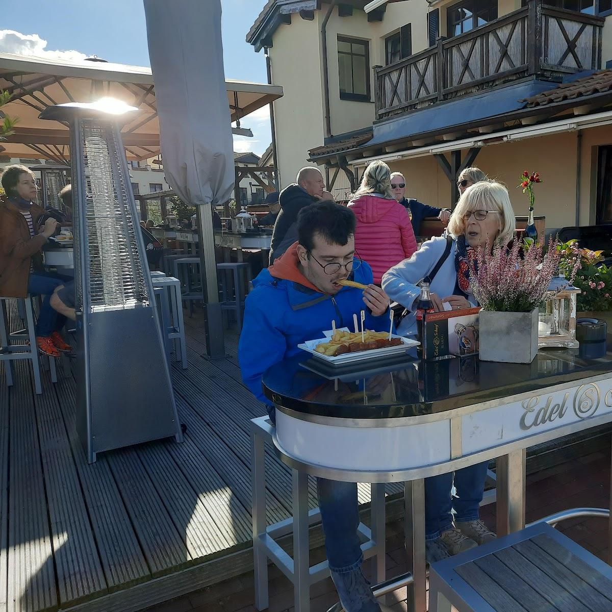 Restaurant "BEACH HOUSE  Hafen" in Kühlungsborn