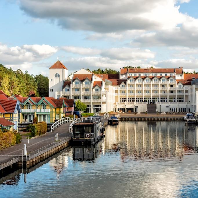 Restaurant "Sunday Resort Hafendorf  Hotel" in Rheinsberg