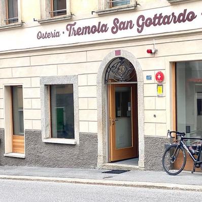 Restaurant "Osteria TREMOLA San Gottardo Bed & Bike" in Airolo