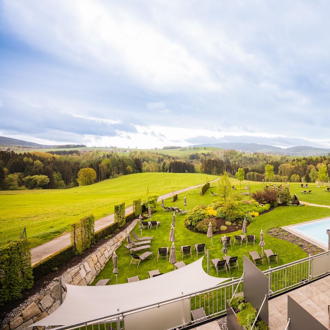 Restaurant "Landrefugium Obermüller SPA & Naturresort | 360 ° Glück | 4,5 Sterne" in Untergriesbach