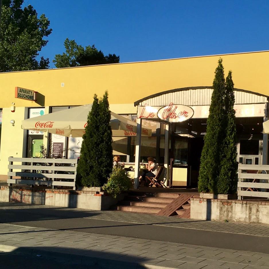 Restaurant "Restauracja Le Cher" in Otwock