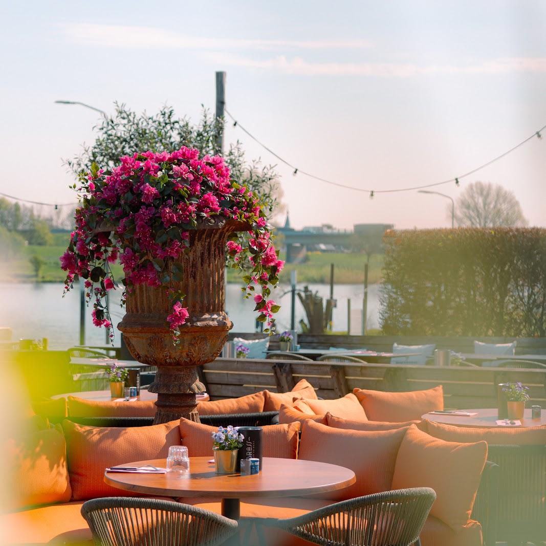 Restaurant "Brass aan de Maas" in Ravenstein