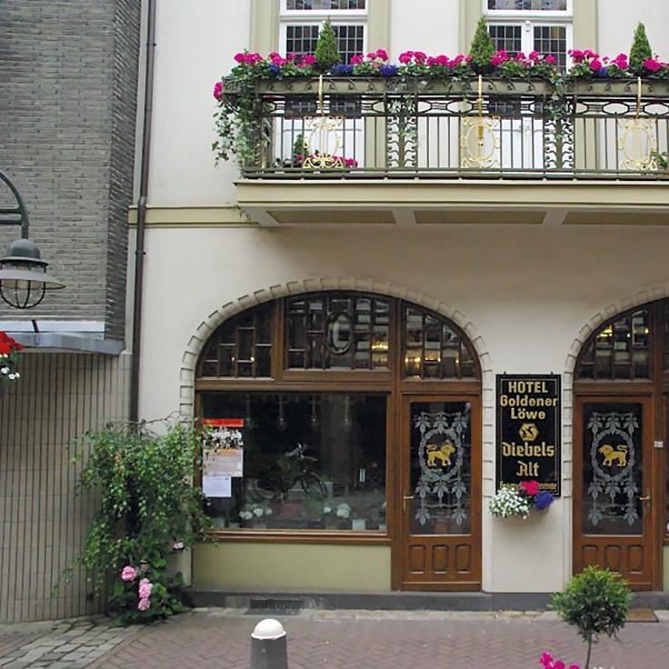 Restaurant "Hotel Goldener Löwe ; Inhaber: I. Baers" in Kevelaer