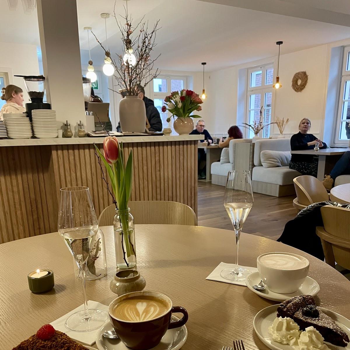 Restaurant "Nashe Café" in Monheim am Rhein