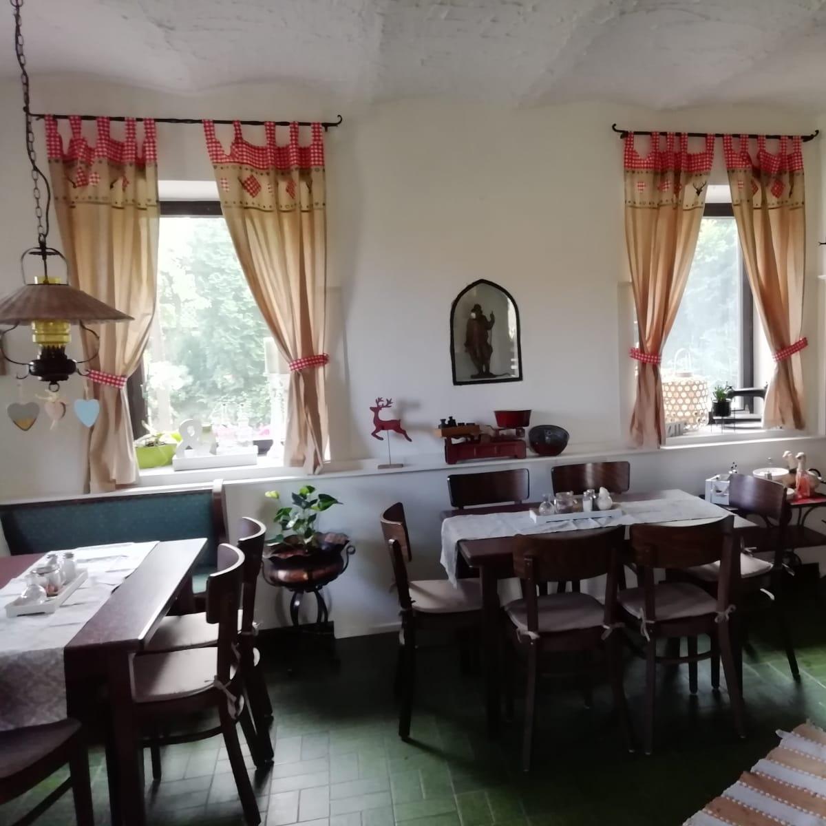 Restaurant "Iris Brotzeitstüble im alten Thannhof" in Bad Grönenbach