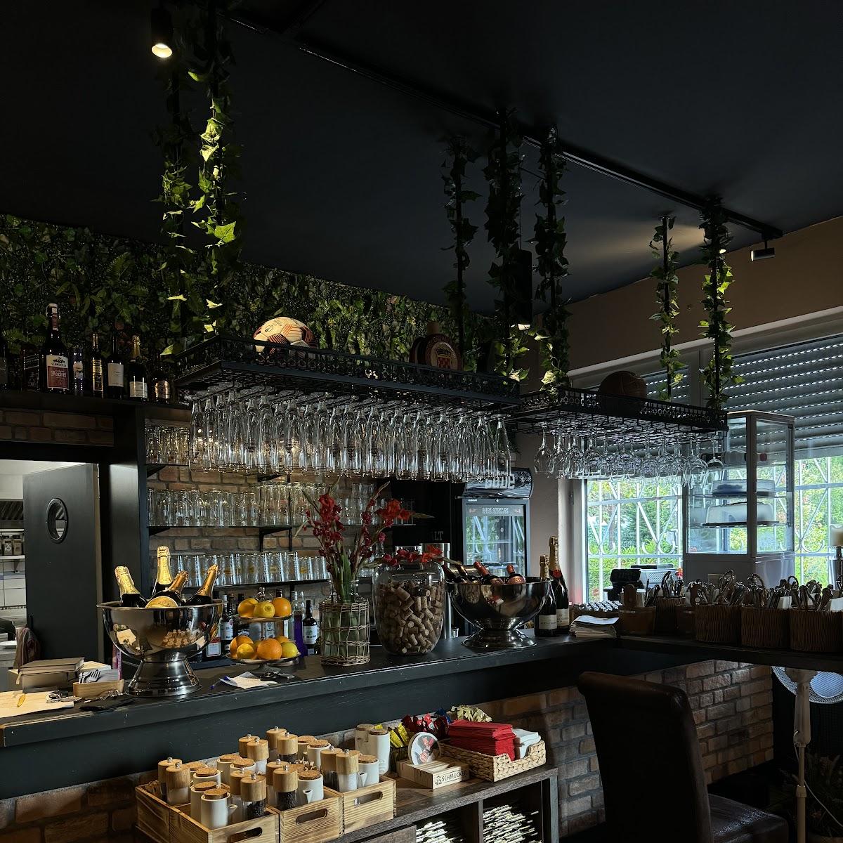 Restaurant "Restaurant zu den zwei Brüdern „im Eichenbühl“" in Neu-Isenburg