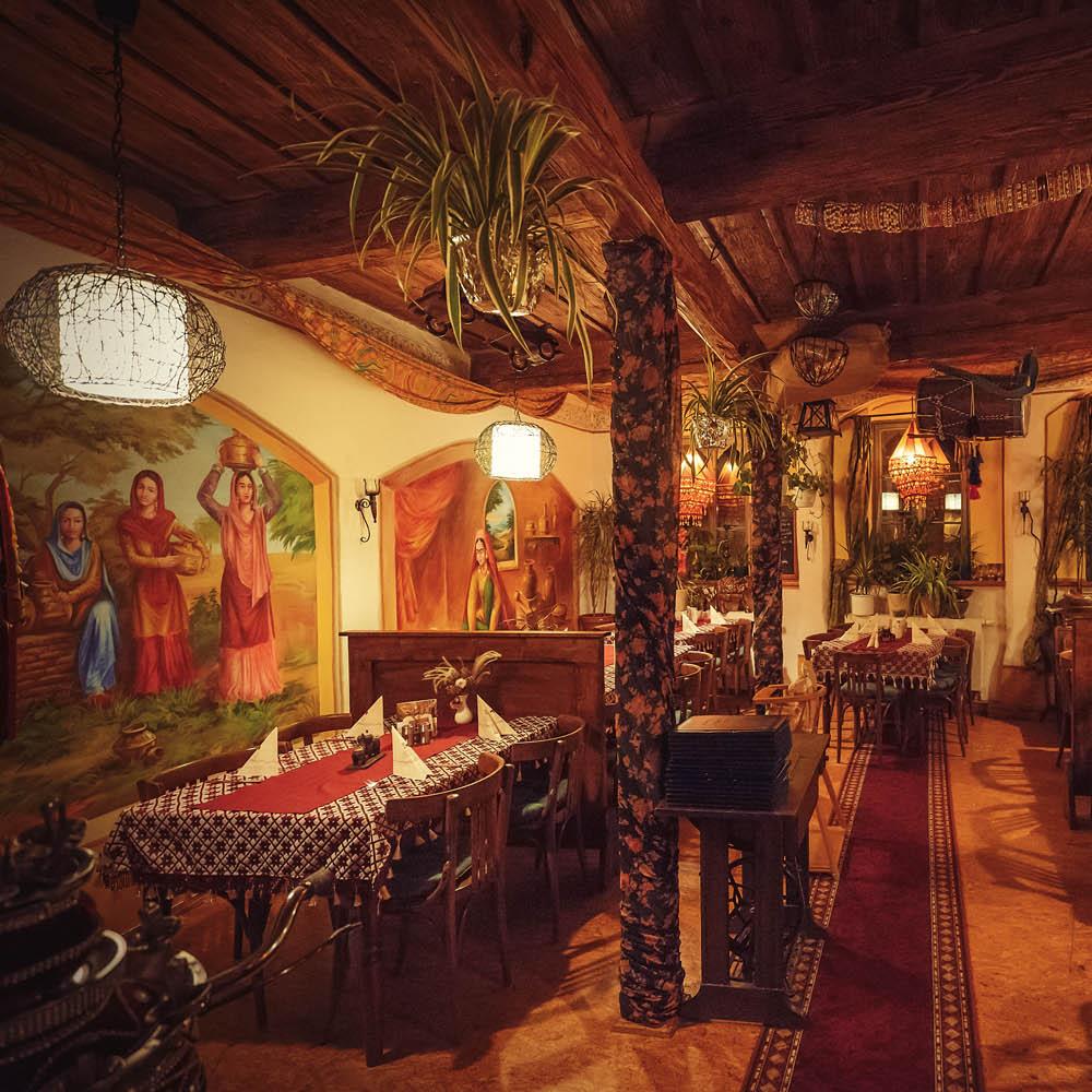 Restaurant "Fuchshöhl • Punjabi Haveli" in Meißen