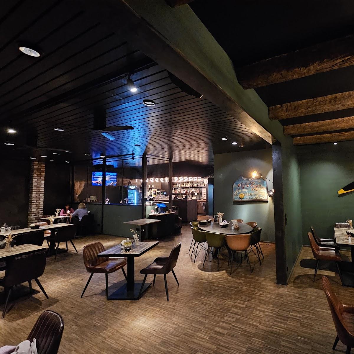 Restaurant "Fliegerhütte by FloGourmet" in Leverkusen