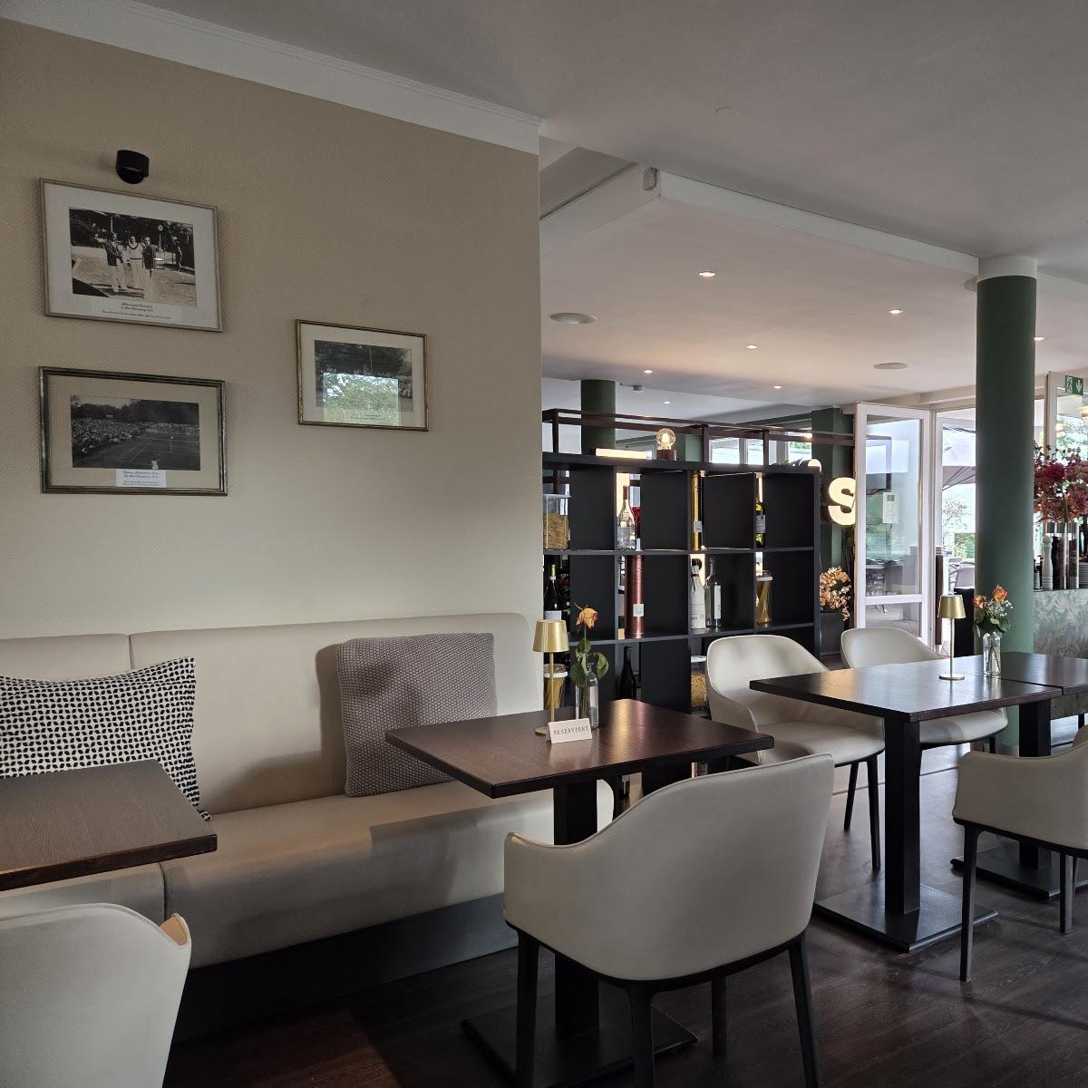 Restaurant "LA FAMIGLIA Ristorante & PIZZERIA" in Bad Homburg vor der Höhe