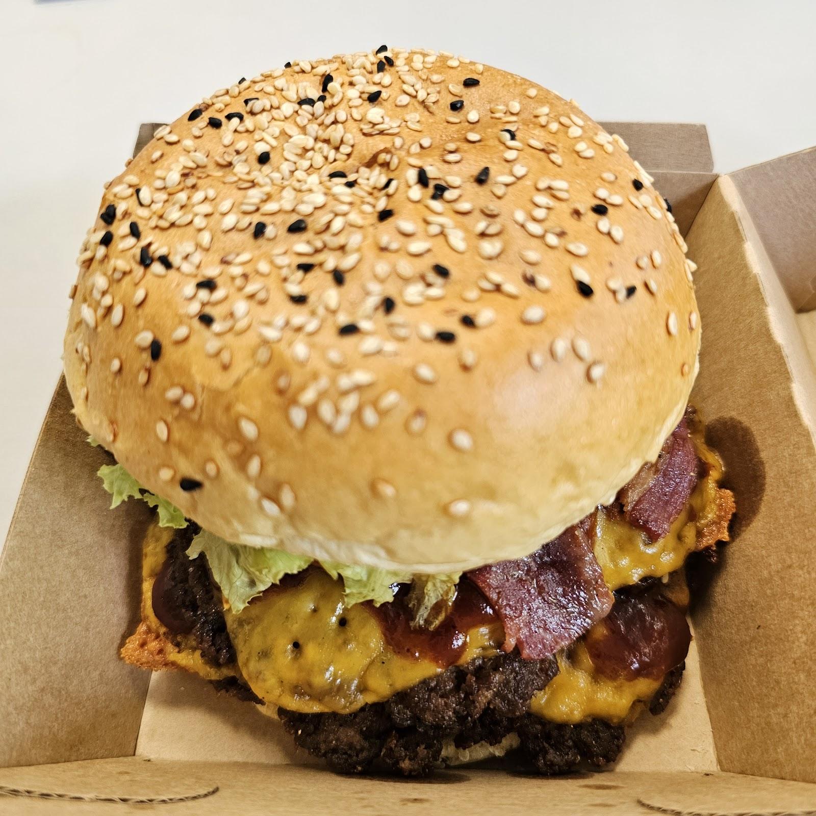 Restaurant "Wild Beef" in Lollar