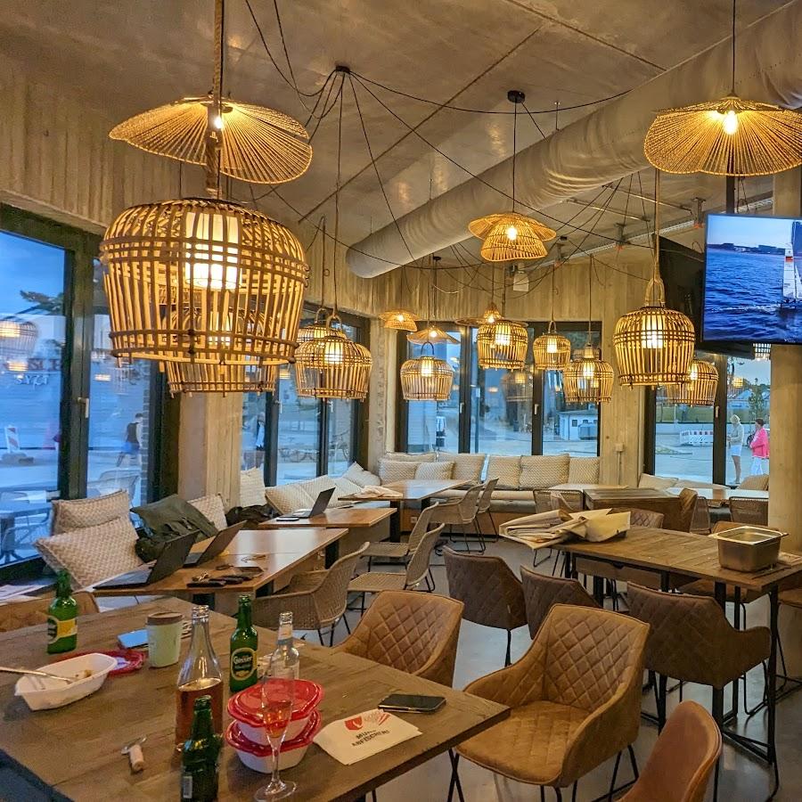 Restaurant "High Five Deli" in Grömitz