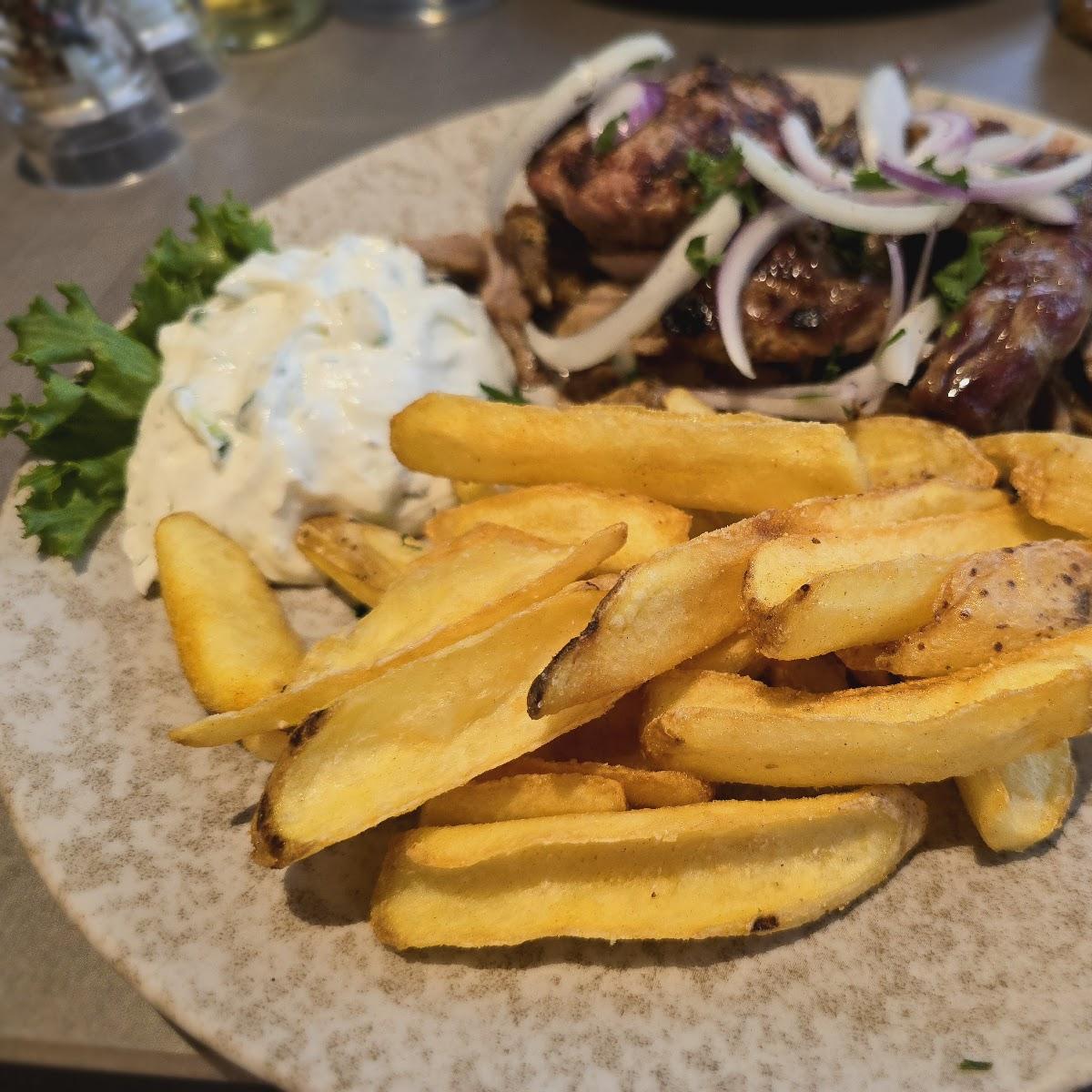 Restaurant "Ilios • mediterrane Taverna" in Norderstedt