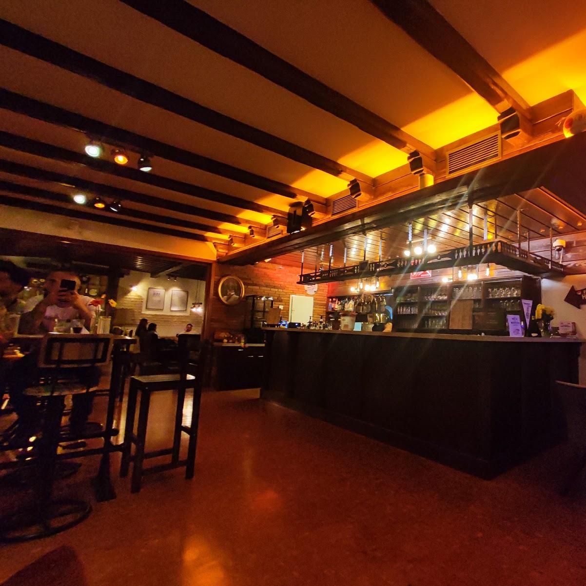 Restaurant "Gaststätte am Eisteich - Rockwerk Kneipe und Sonnendeck" in Hof