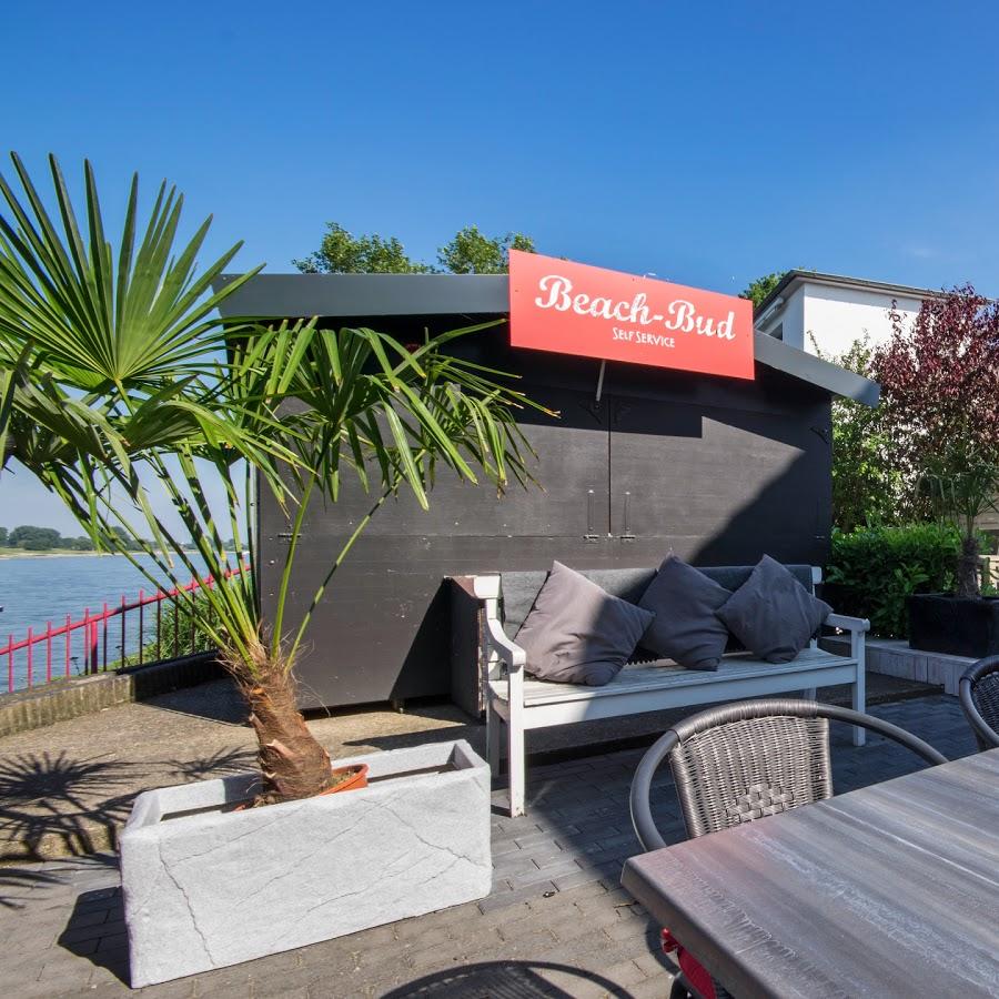 Restaurant "Rheinterrassen Baumberg Beach GmbH" in Monheim am Rhein