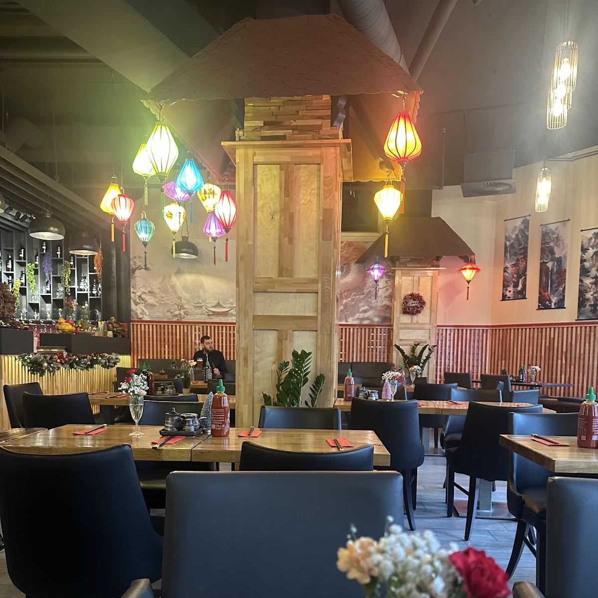 Restaurant "Golden Dragon" in Schwerin