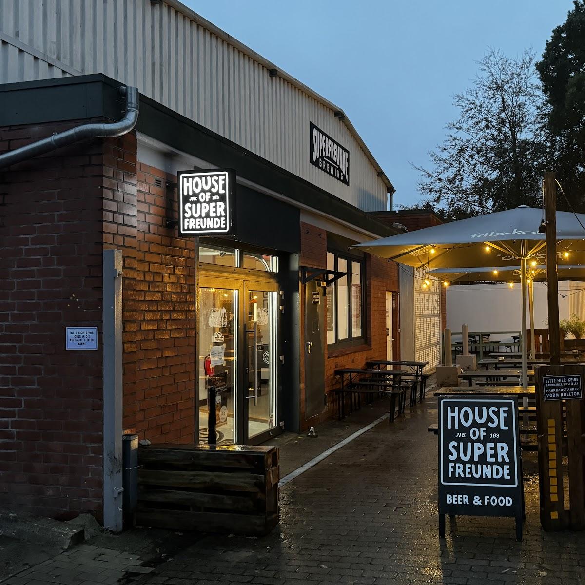 Restaurant "HOUSE OF SUPERFREUNDE" in Norderstedt