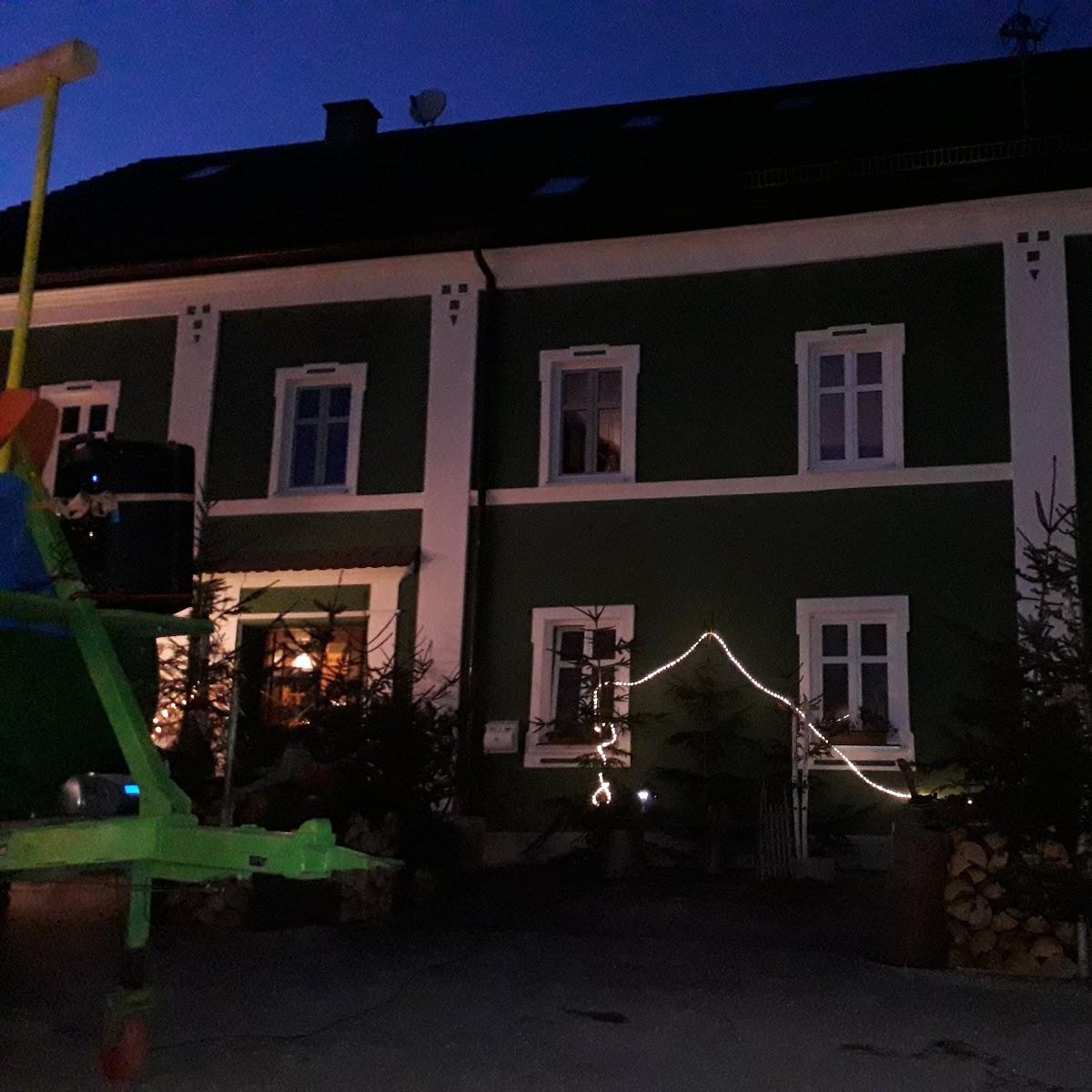 Restaurant "Kreuzbräu Graf" in Kirchheim