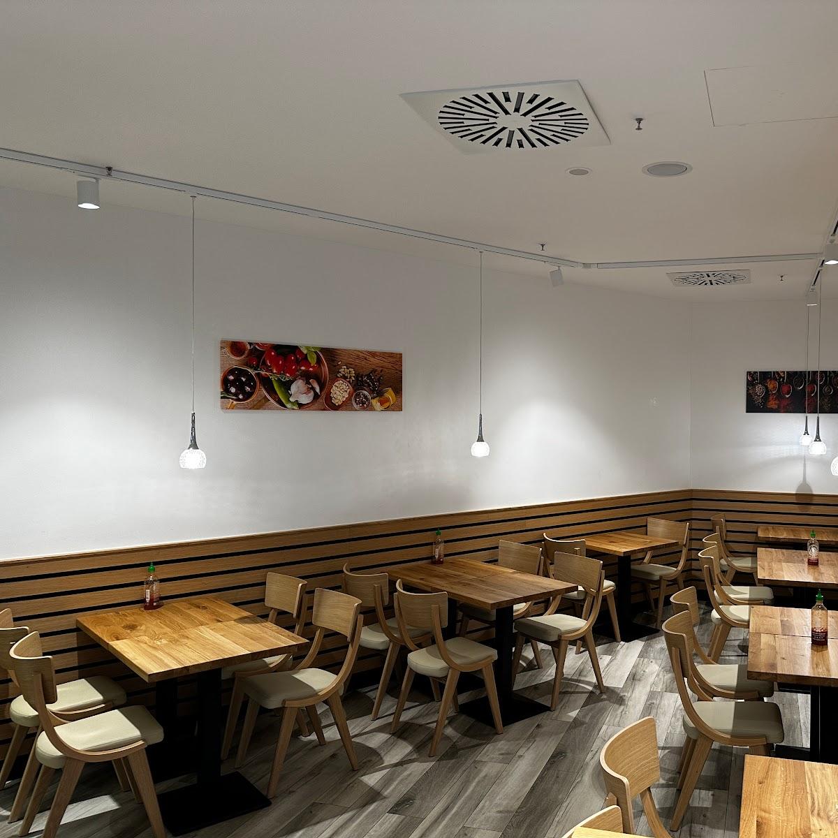 Restaurant "Veggie House City Galerie  | Indische Küche" in Aschaffenburg