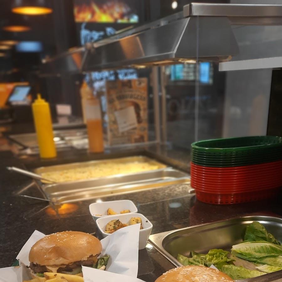 Restaurant "Zaio Grill Rüsselsheim Grillhähnchen - Burger und Sandwich Halal" in Rüsselsheim am Main